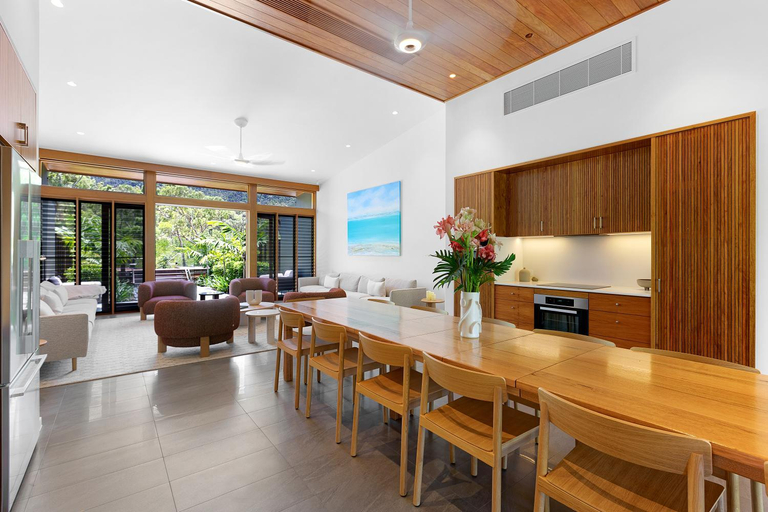 Food & Drinks, Celeste - at Funnel Bay, Whitsunday