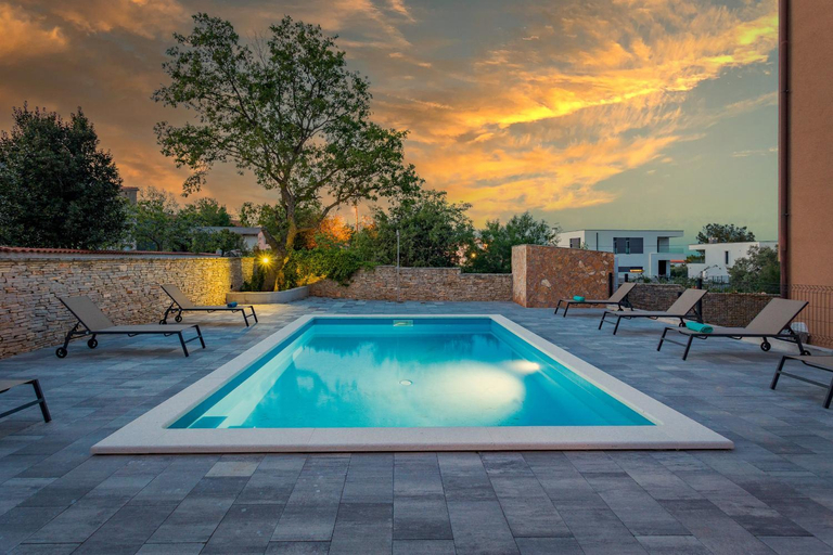 Others 5, Apartments Cesare with Shared Pool, Ližnjan