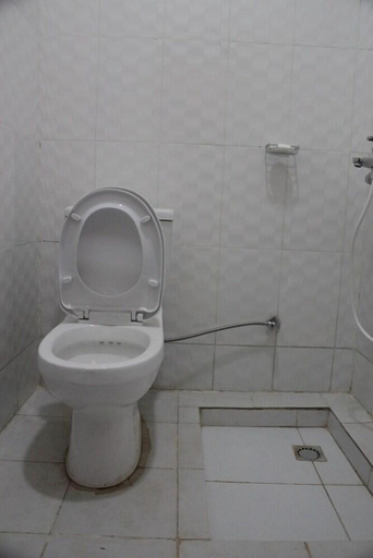 Bathroom 5, Mama Rwanda Youth Hostel, Gasabo