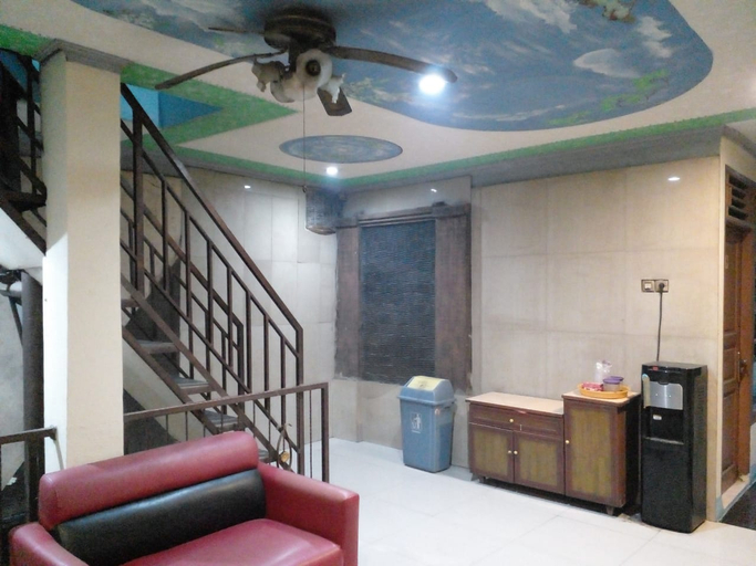 Exterior & Views 2, Hotel Alifah 1, Tangerang