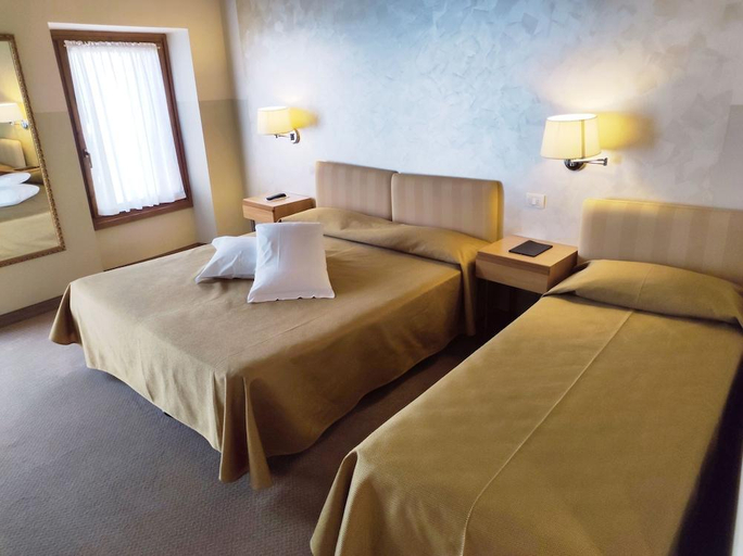 Bedroom 2, Dependance Silvestro, Verona