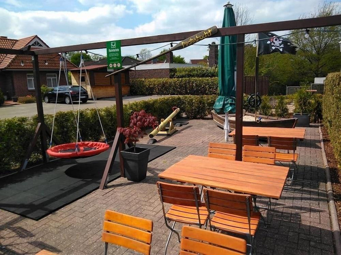 Others 2, Hotel Rustersieler Hof, Wilhelmshaven