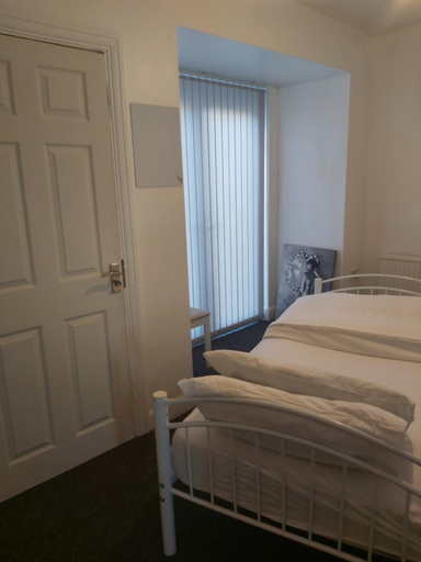 Bedroom 2, Fresher Space Home Stay, Birmingham