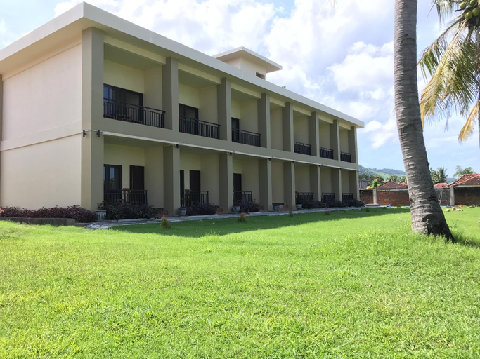 Exterior & Views 3, Aman Gati Hotel Lakey, Dompu