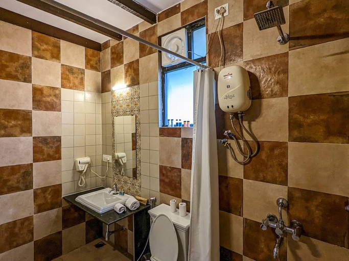 Bathroom 3, De Soul Sante Morjim Beach, North Goa