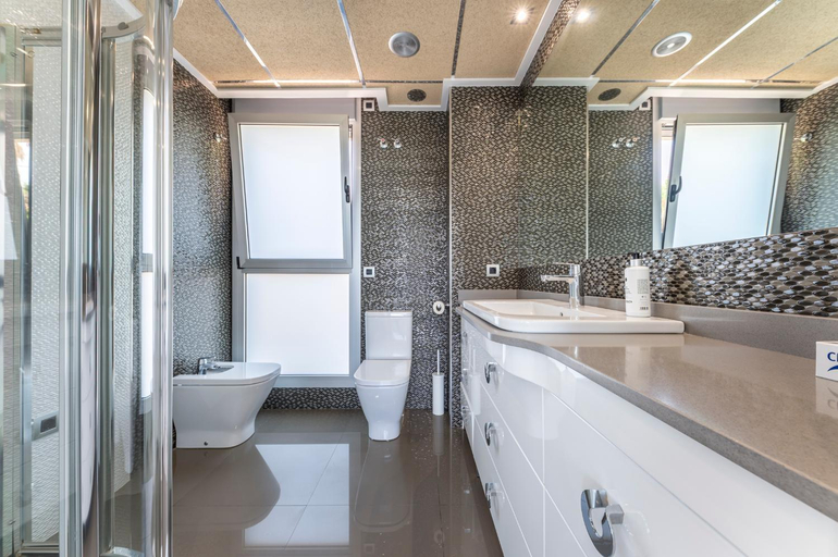 Bathroom 3, Montiboli Apartments by Buccara, Alicante
