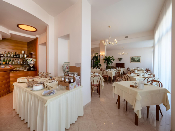 Food & Drinks 3, Hotel de la Ville, Ancona