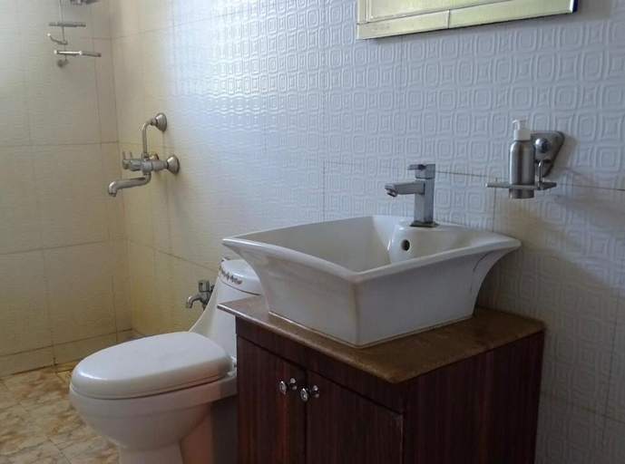 Bathroom, Urja Resort Casablanca, North Goa