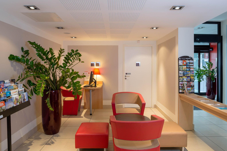 Public Area, Hôtel Ibis de Guingamp Cœur de Bretagne, Côtes-d'Armor