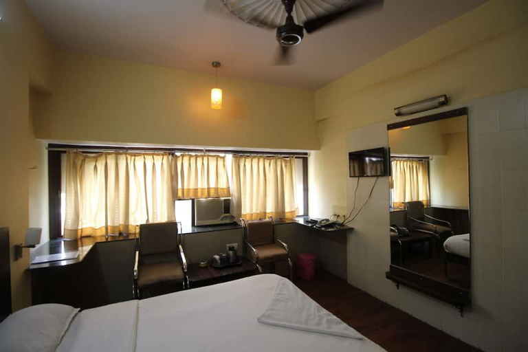Others 2, Hotel Golden Palace, Mumbai Suburban