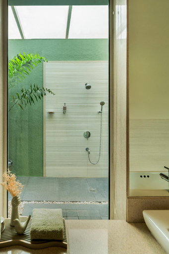 Bathroom 2, Kidena House by Goa Signature Stays, North Goa