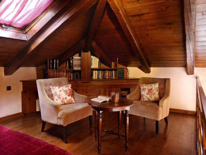Others 5, Lousiou Nymphes escape suites, Peloponnese