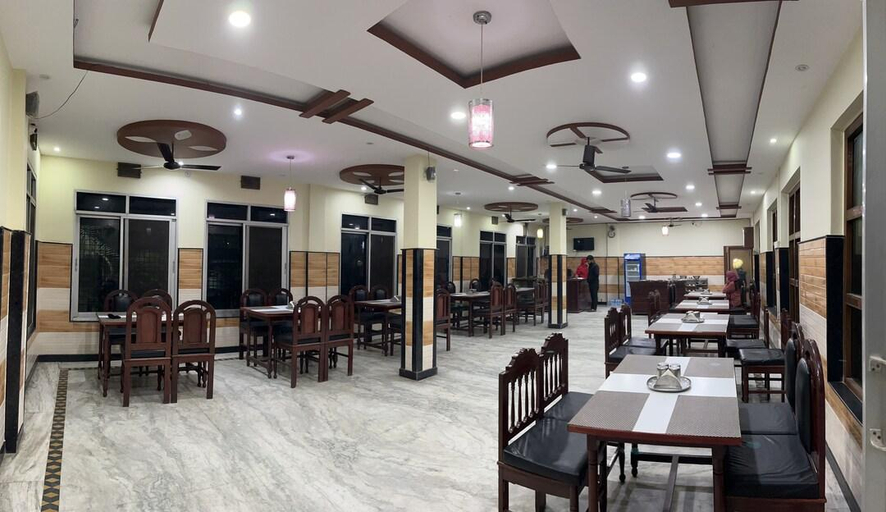 Food & Drinks 4, Hotel Pahuna Ghar, Bheri