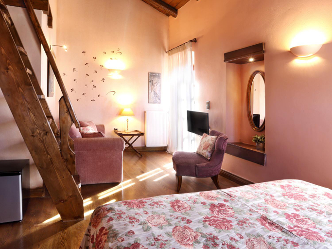 Bedroom 2, Lousiou Nymphes escape suites, Peloponnese