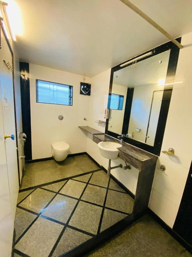 Bathroom 2, Calangute Beach Way, North Goa