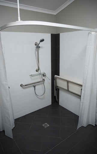 Bathroom 3, The Rocks Motel, Murweh