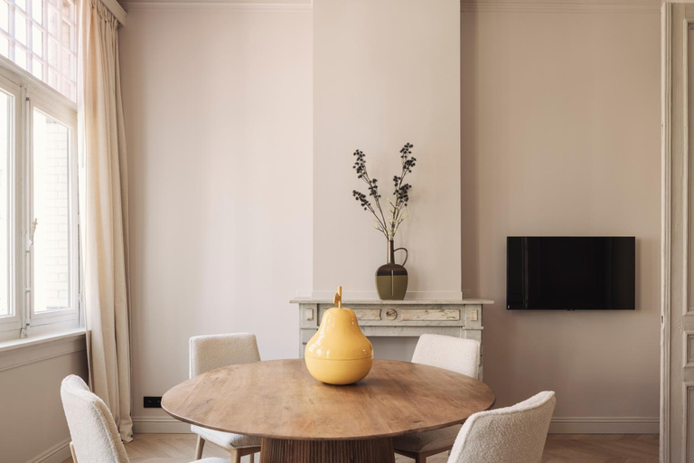 Others 3, Zurenborg Suites, Antwerpen