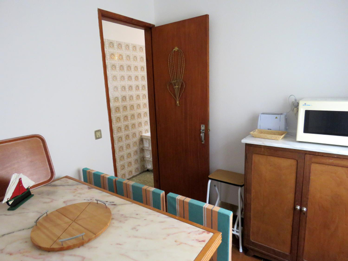 Others 2, Villa Praia, Alcobaça