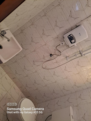 Bathroom 4, Kal Accommodation, Mbarara