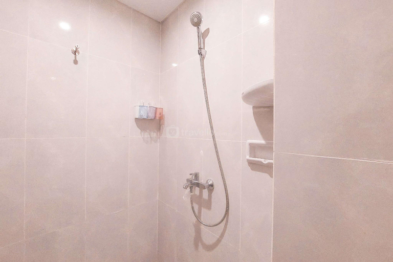 Bathroom 5, Serpong Garden Cisauk CATTLEYA Tower, Tangerang
