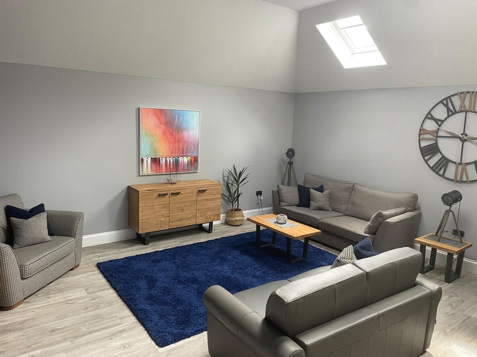 Others 4, Luxury conversion with open plan living-Sleeps 4, Highland