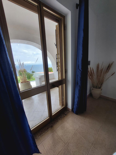 Others 5, Casa tra Cielo e Mare, Messina