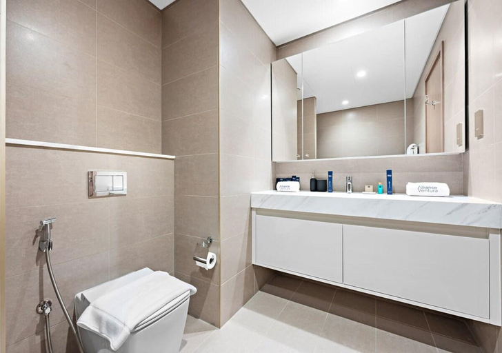 Bathroom 5, Burj Royale Captivating 2BR with Burj Khalifa View, Dubai