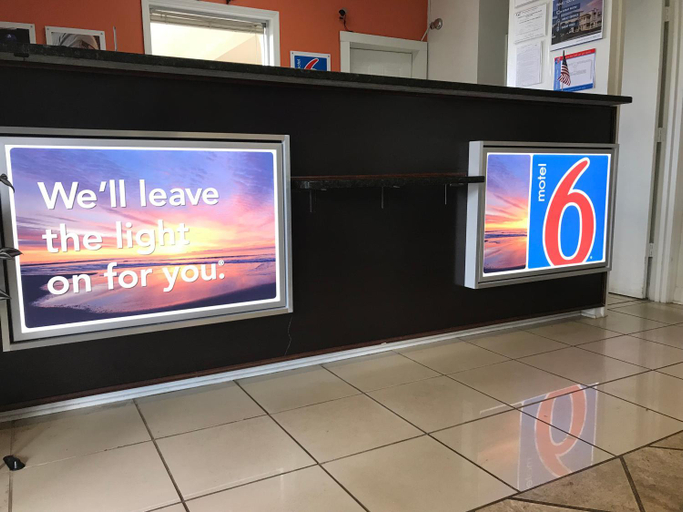 Public Area 2, Motel 6 Americus, GA, Sumter