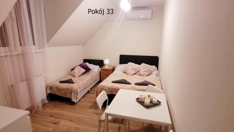 Others 2, Pod Debem, Nowy Dwór Gdański