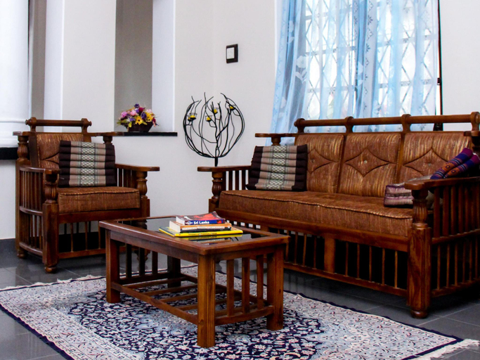Public Area 2, Blue Swan Inn, Habaraduwa