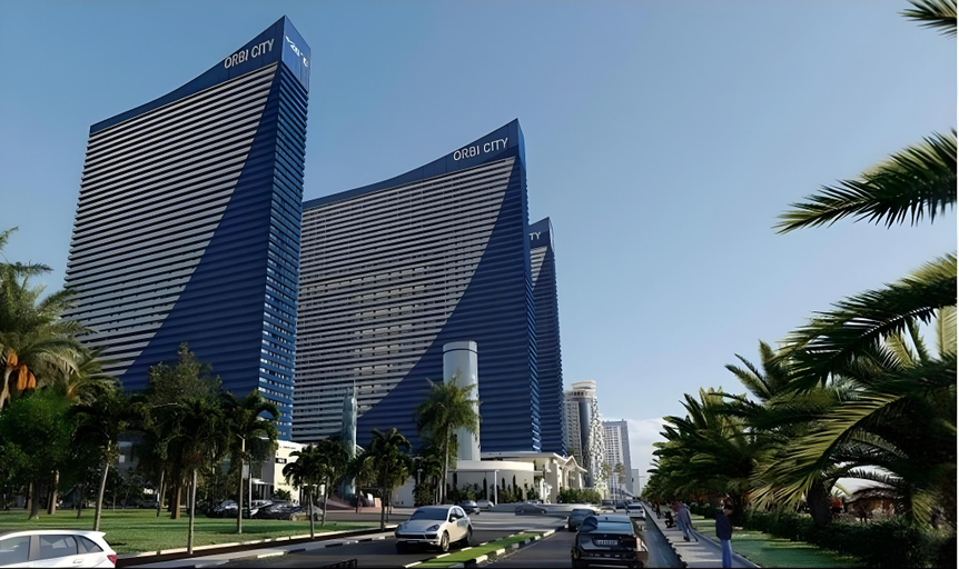 Exterior & Views
