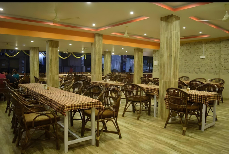 Food & Drinks 2, sai residency baga, North Goa