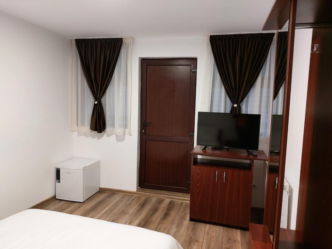 Bedroom 2, Hotel Roua Muntilor, Nehoiu