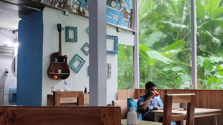 Food & Drinks 3, Anjoned Hostel, North Goa