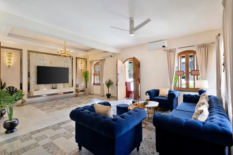 Separate living room 4, Casa de monique Goa, North Goa