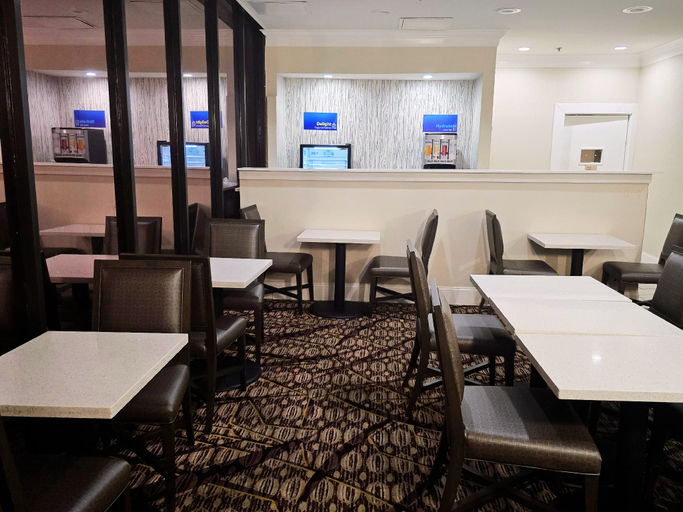 Food & Drinks 4, Southern Stay, an Extended Stay Hotel, Orleans
