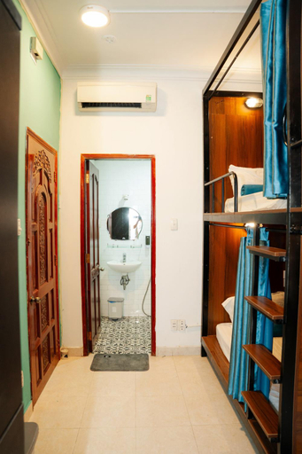 Bedroom 3, The Hideout, District 1
