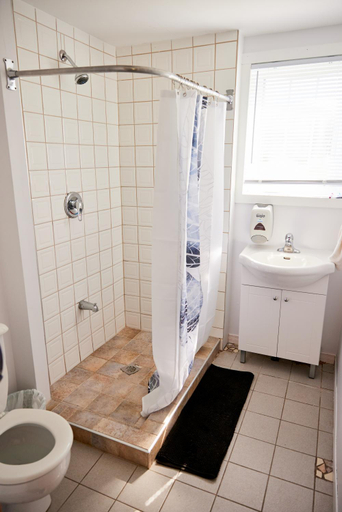 Bathroom, Hôtel UNIQ - Domaine Saint-Bernard - Tentes Glamping, Les Laurentides