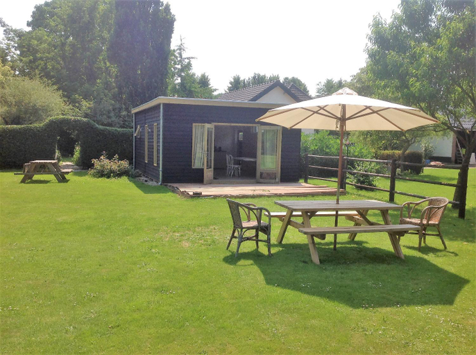Others 4, B&B De Sprokkeltuin, Beuningen