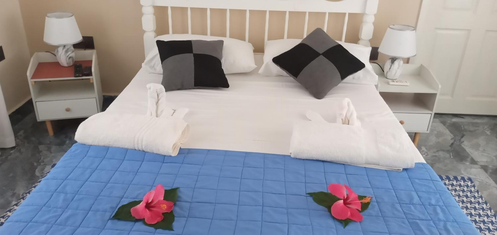 5, Dan Kazou Self Catering