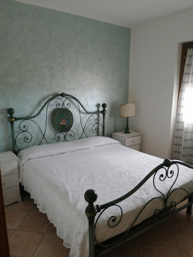 Others 5, IL CASOTTO, Latina