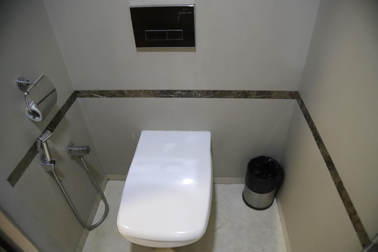 Bathroom 4, The Gandhi International, Jodhpur
