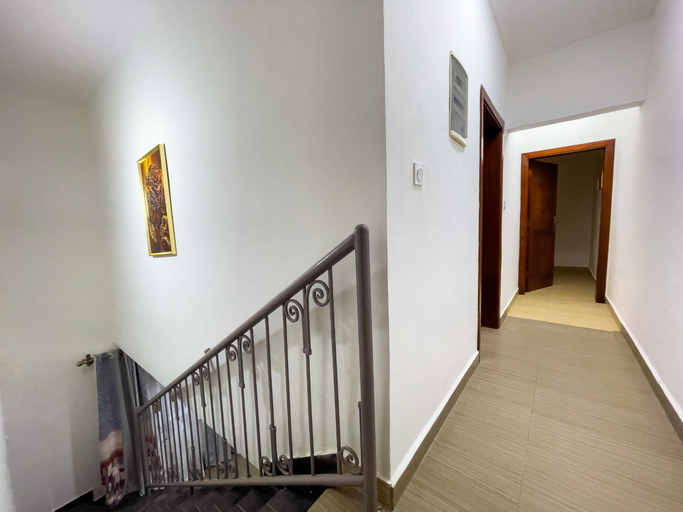 Public Area 4, G&G Residency, Wouri