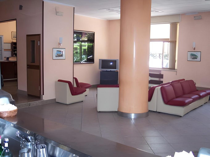 Public Area 2, Hotel Europa, Salerno