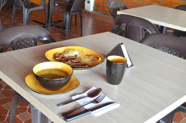 Food & Drinks 5, Hotel Balcon Llanero, San José de Cúcuta