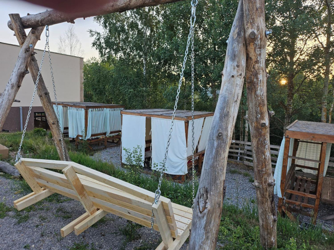 Others 2, Etno selo Raj na Uvcu, Sjenica