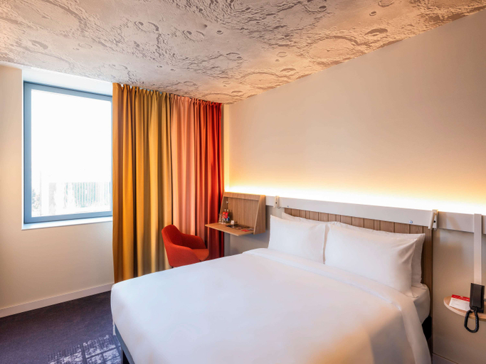 Bedroom 3, ibis Baku City, Baku