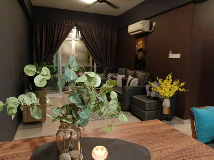 Others 2, Green Midori Mount Austin Apartment A-06, Johor Bahru