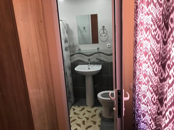 Bathroom 3, Sitora Star guest house, Samarkand