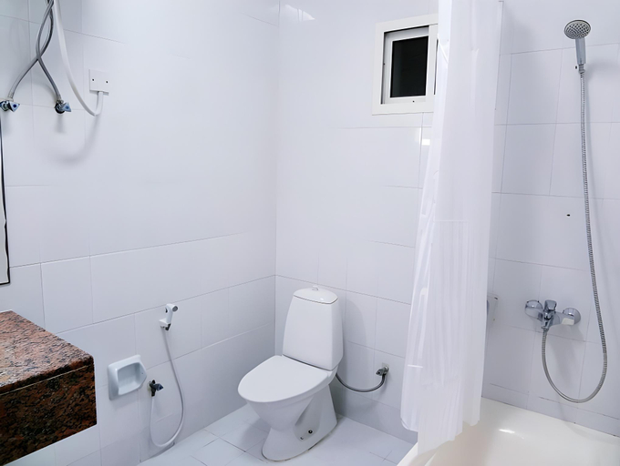Bathroom 4, Al Jabal Hotel, Salalah